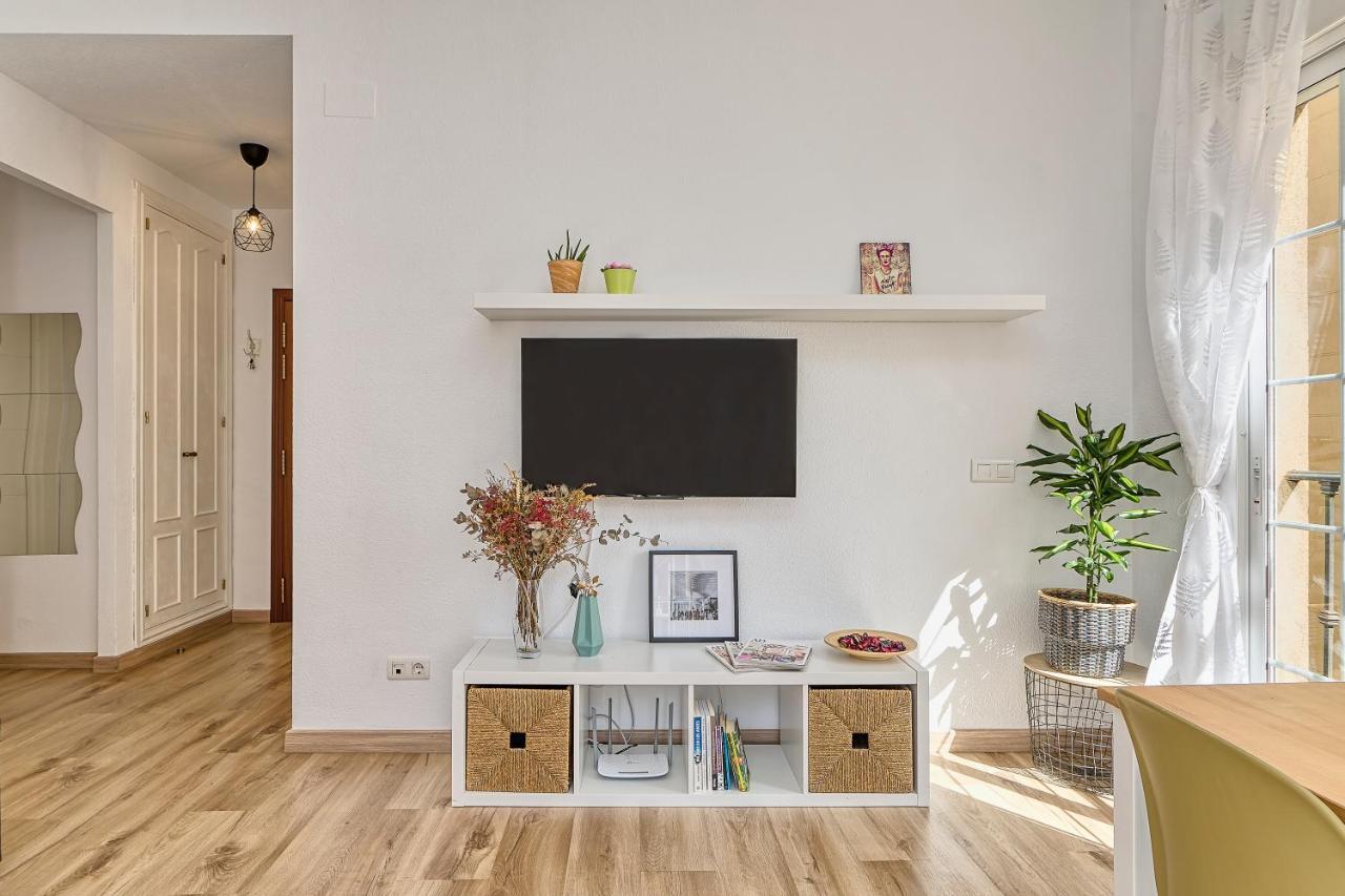 Bright & Breezy Merced Appartement *